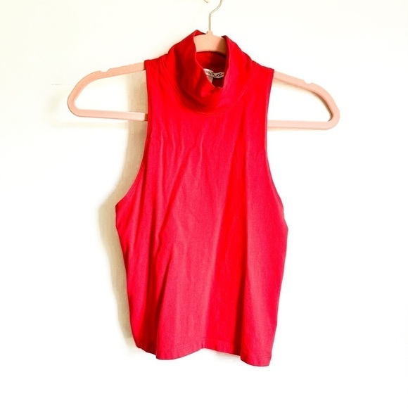 Express One Eleven Red Mock Neck Sleeveless Crop Top sz Small - Picture 1 of 4
